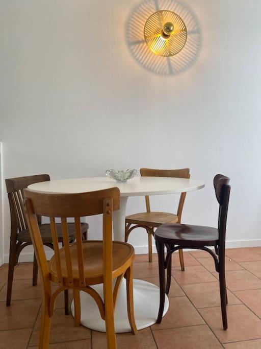 Loft/Jardin Et Parking : Le Petit Clos Bourdet Honfleur Exteriör bild