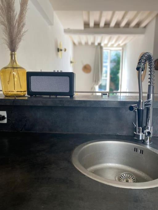 Loft/Jardin Et Parking : Le Petit Clos Bourdet Honfleur Exteriör bild