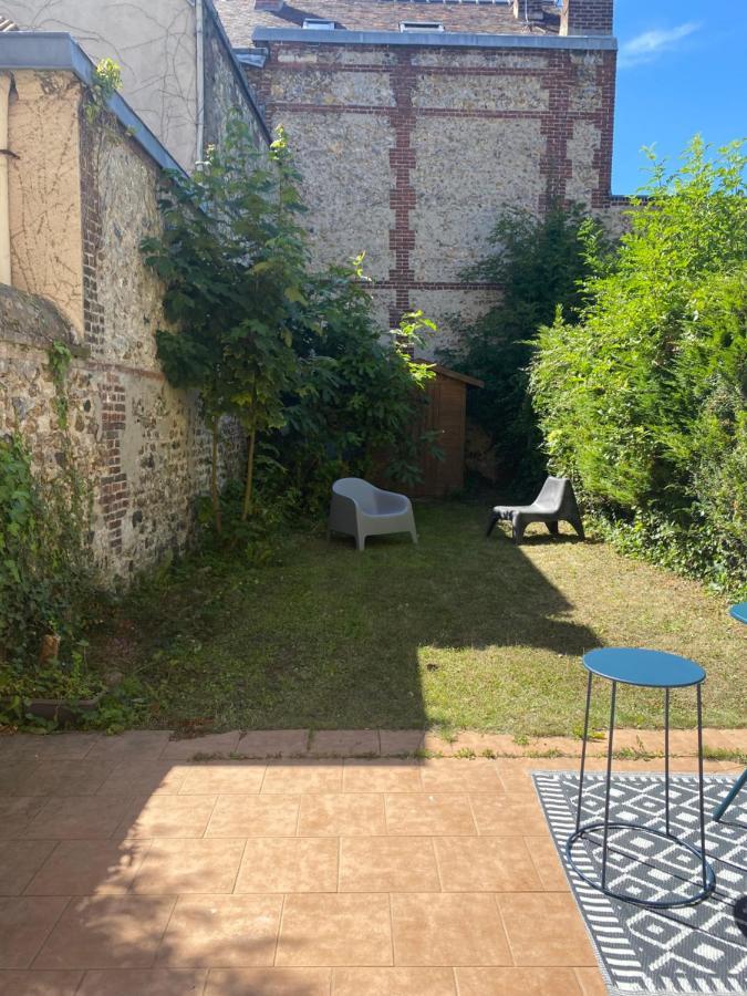 Loft/Jardin Et Parking : Le Petit Clos Bourdet Honfleur Exteriör bild
